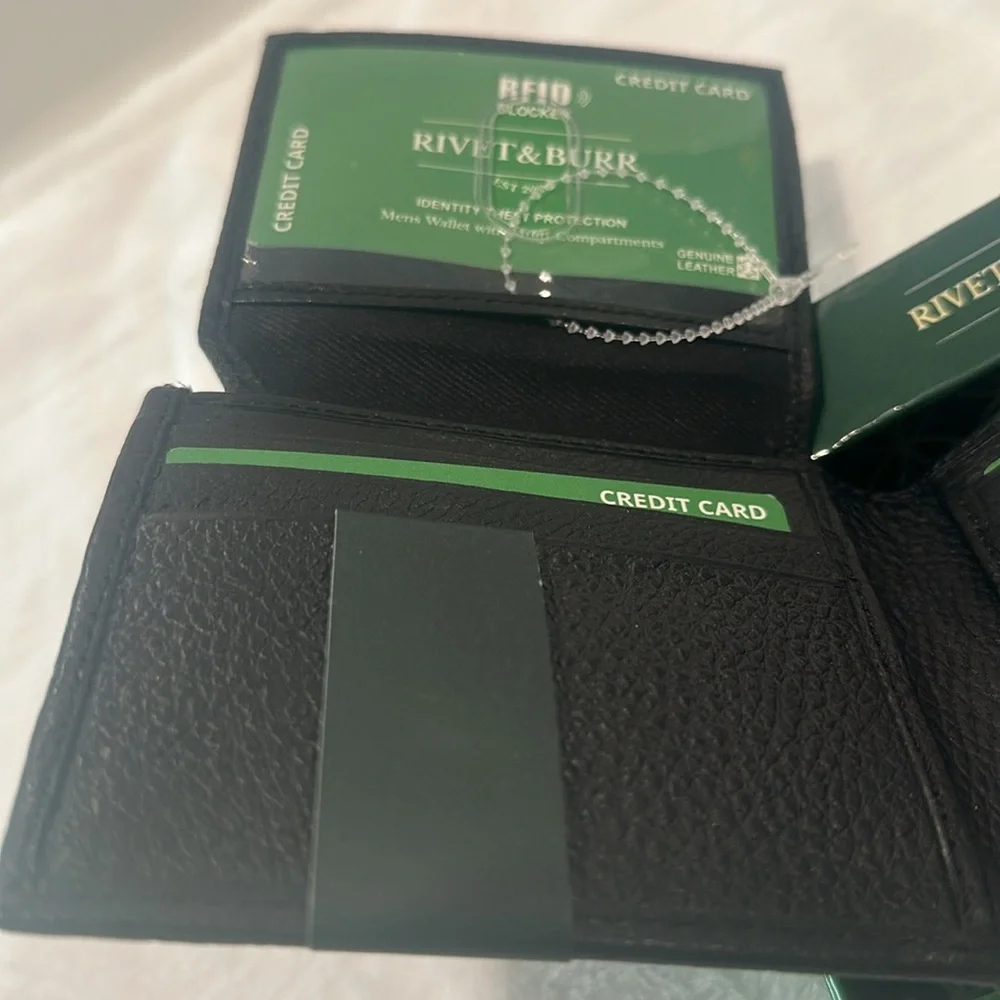 Rivet & Burr Black Genuine Leather Bi-Fold w/overlap RFID Blocket Wallet.